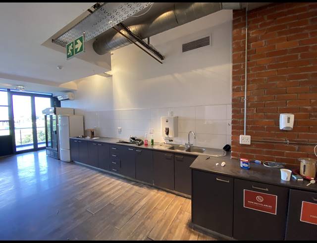 736M² OFFICE TO LET IN OBSERVATORY
